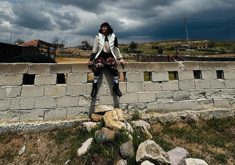 Tükenmişlik sendromunu köy hayatıyla atlattı Ünlü oyuncudan itiraf...