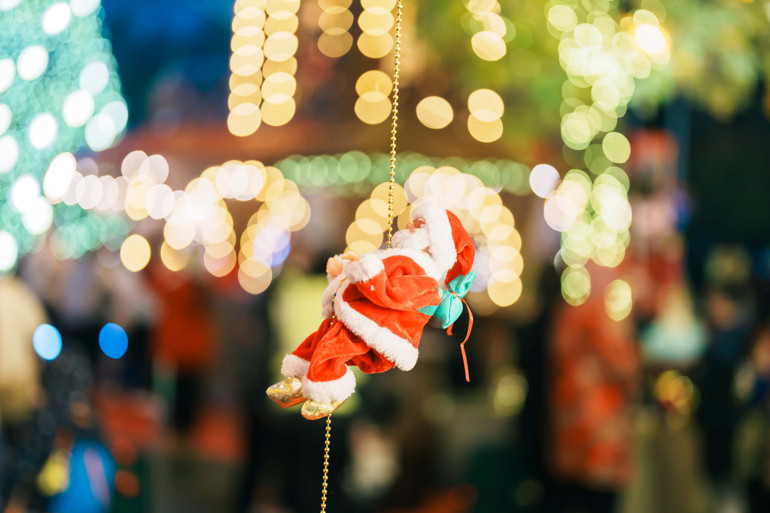 Uçan Noel Baba’nın peşinde...