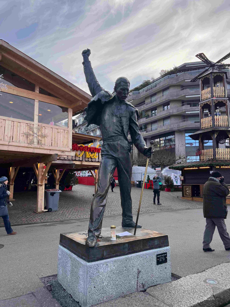 Uçan Noel Baba’nın peşinde...