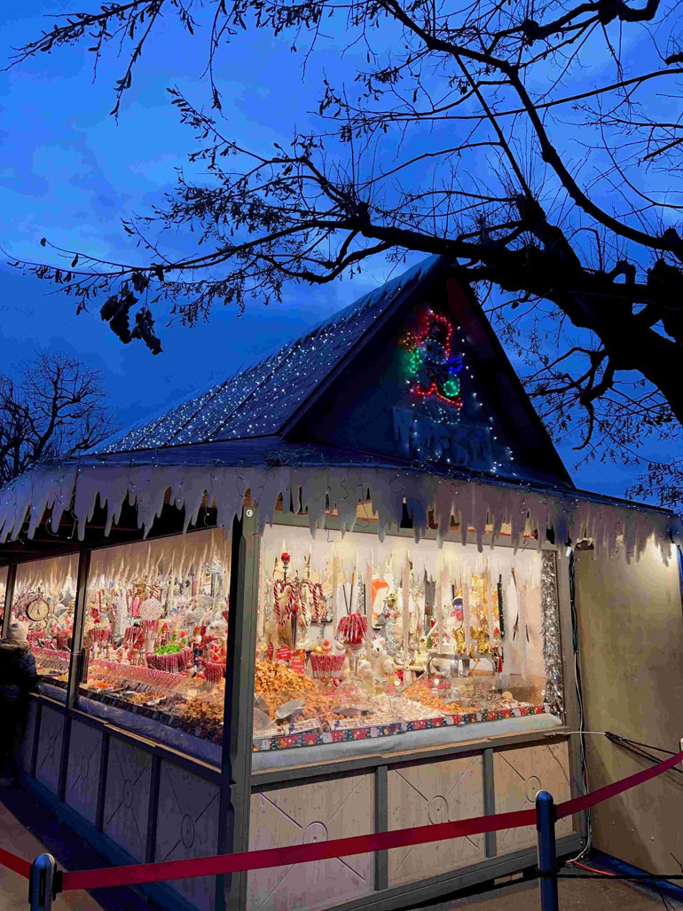 Uçan Noel Baba’nın peşinde...