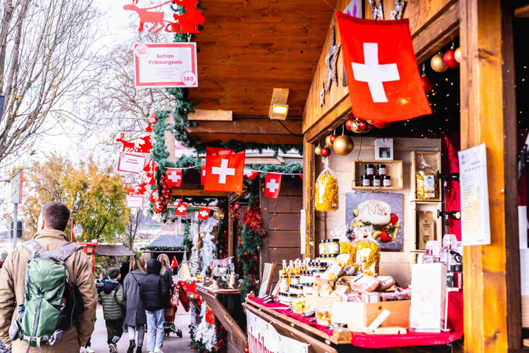 Uçan Noel Baba’nın peşinde...