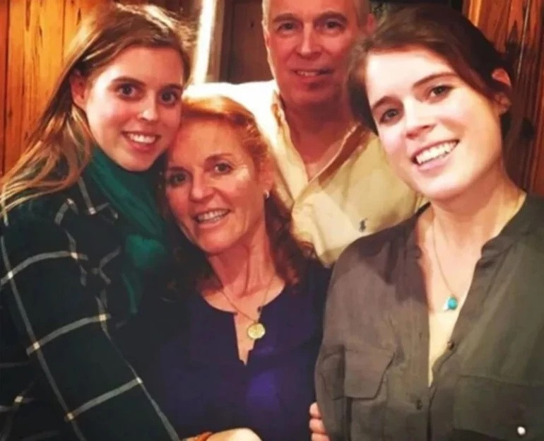 Babalarının suçlarının bedelini kızları ödüyor… Utanç içindeki aile prenseslerini gözden çıkardı