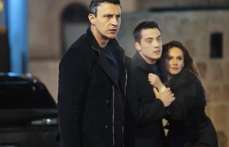 Uzak Şehirin 53. bölümünde neler oldu Alya oğluna kavuştu