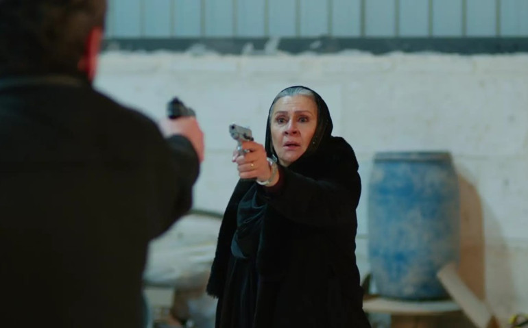 Uzak Şehirin 53. bölümünde neler oldu Alya oğluna kavuştu