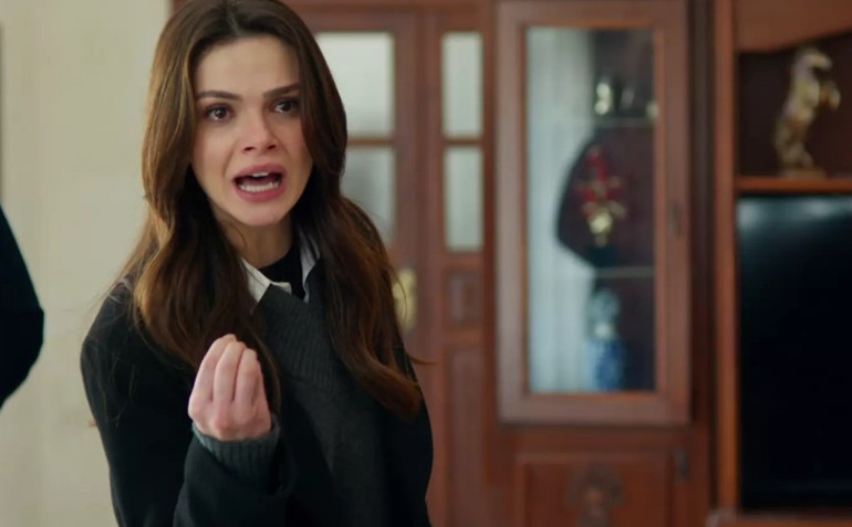 Uzak Şehirin 53. bölümünde neler oldu Alya oğluna kavuştu