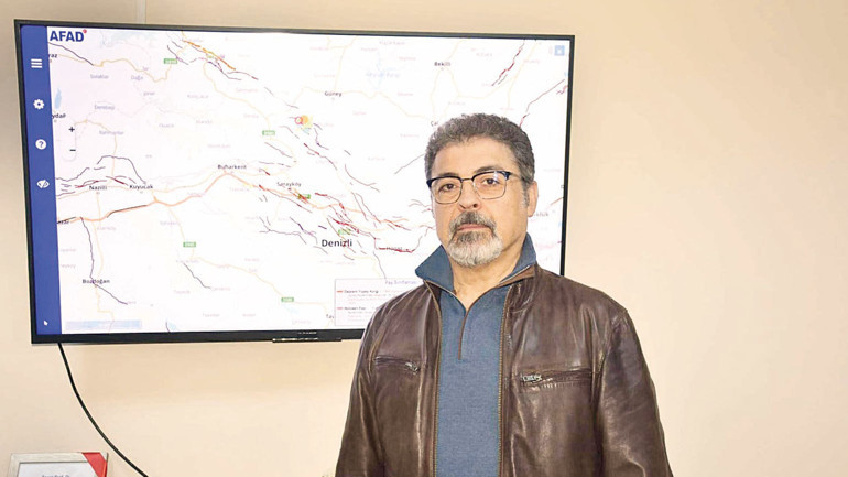 Denizli 5.1’le sallandı