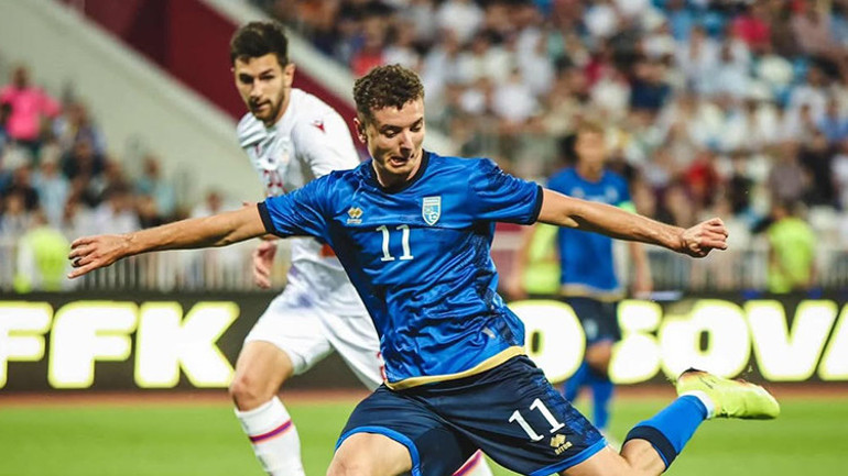 Fenerbahçeden 30 milyon euroluk golcü operasyonu Transferde dev rakip