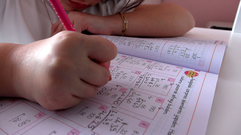 Trabzonlu Lina matematikte dünya birincisi