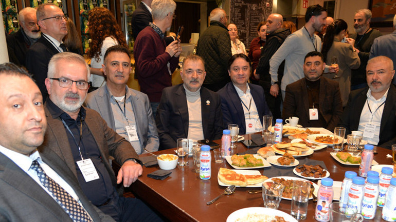 Leiden Dünya Müzesinde anlamlı iftar buluşması