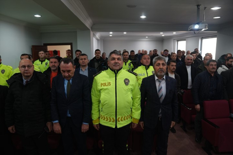 Yeni düzenlemeden sonra kentteki ilk ceza bir polise kesildi