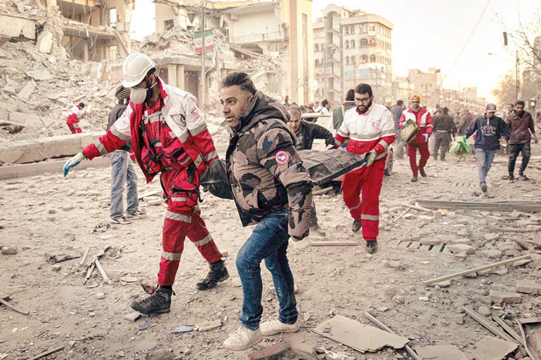 Yaşamla ölüm arası 305 metre