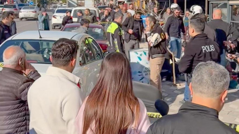 Manisada bıçaklı kavga: 1 can kaybı, 2 ağır yaralı