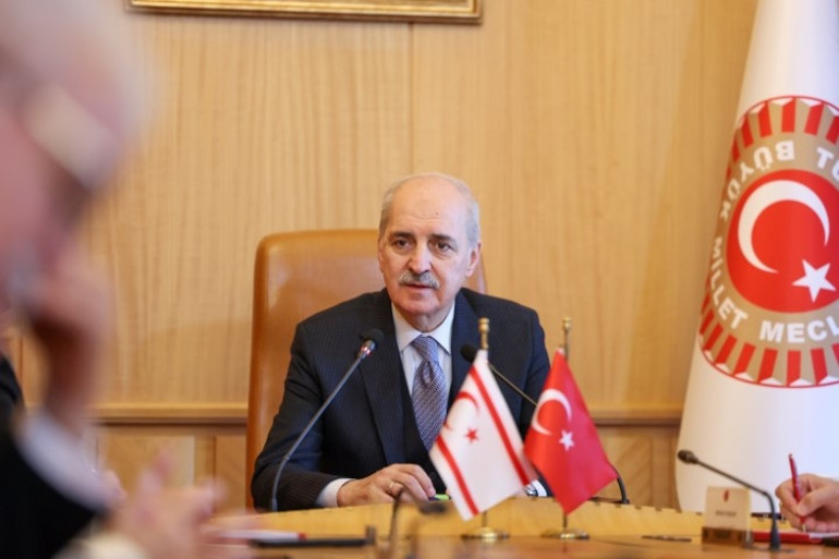 Kurtulmuş, KKTC-Türkiye Parlamentolar Arası Dostluk Grubu Başkanı Canaltayı kabul etti