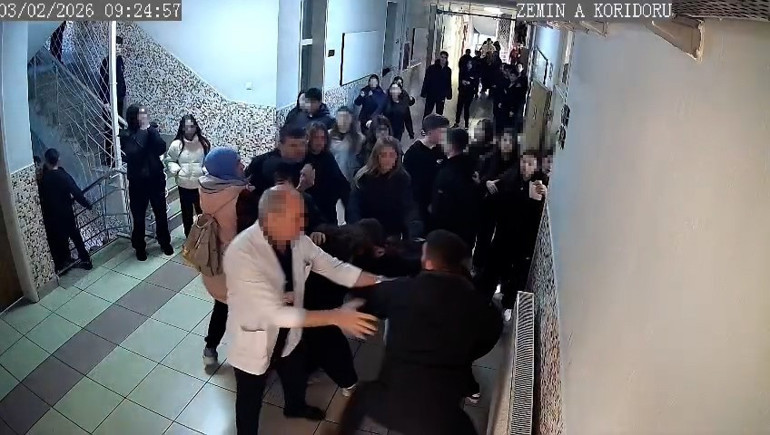  Darbedilen öğrenciler iddiayı reddetti