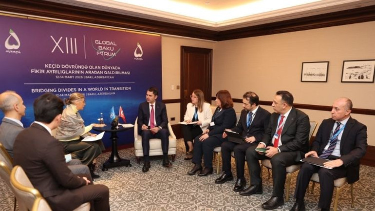 Bakan Kurum, BM Habitat İcra Direktörü Rossbach ile görüştü