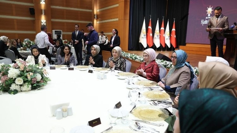 Emine Erdoğan: Türkiye, dünyanın en müşfik gücü olduğu gibi sağduyunun da sesi ve temsilcisidir