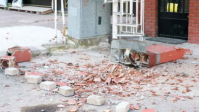 Tokat 5.5’le sallandı: Bazı vatandaşlar geceyi dışarıda geçirdi