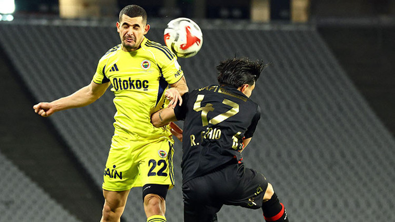 Karagümrük-Fenerbahçe maçında penaltı var mı Hakemler açıkladı: Kırmızı kart