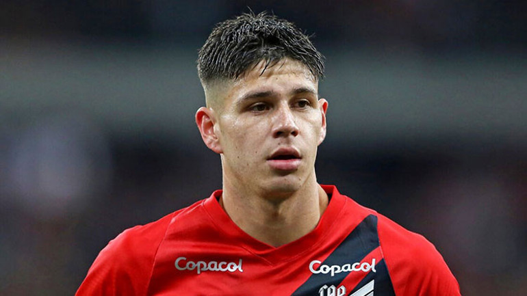 Galatasaray resmen transfer teklifi yaptı İşte bonservisi