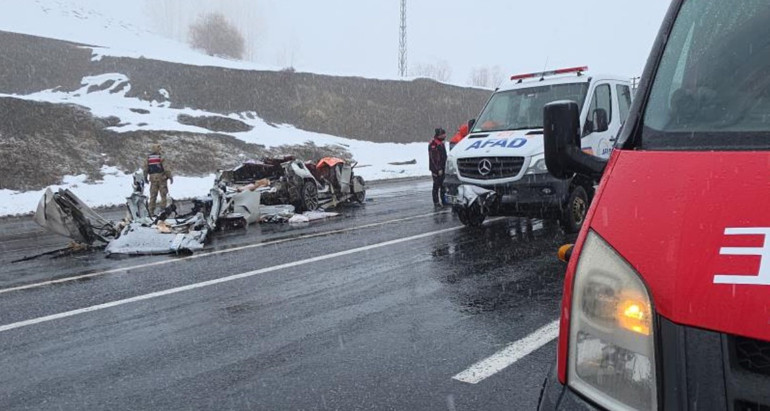 6 aylık bebek hayata tutunamadı… Feci kazada ölü sayısı 3’e çıktı