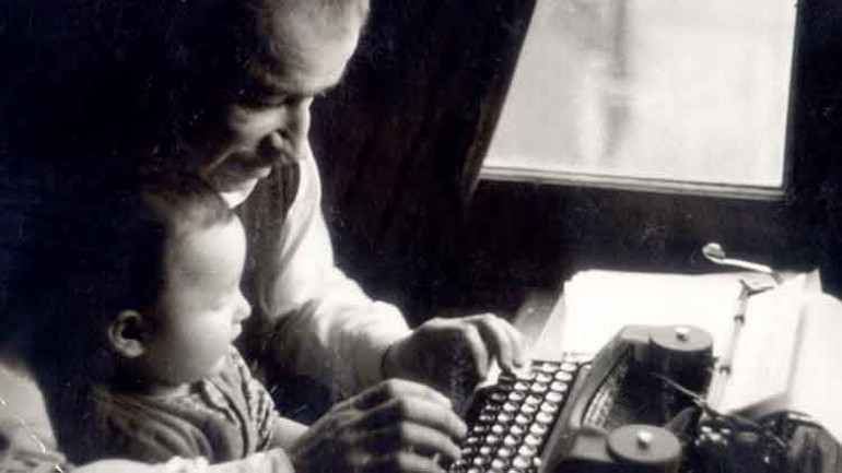 Ünlü yazar Orhan Kemal’in oğlu Işık Öğütçü: Babam 56 yaşında öldü ama 100 yıllık bir yaşam sürdü