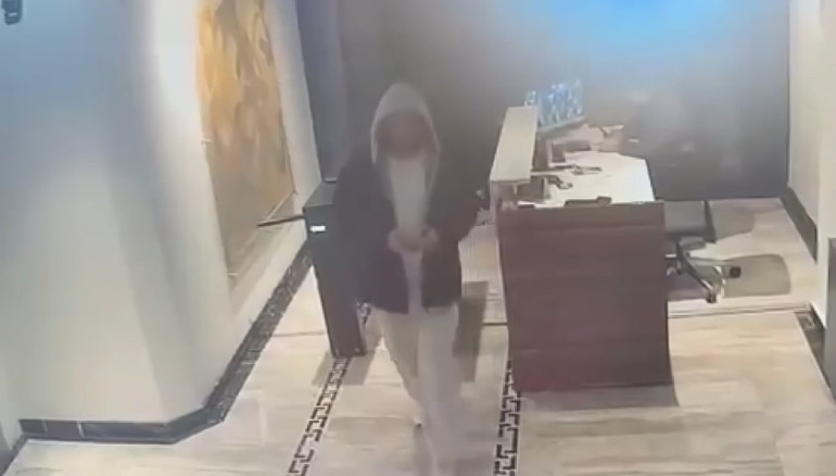 Oyuncu Sunay Kurtuluş 1 saat önce daireye girmiş