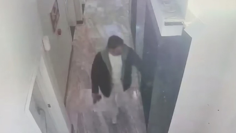 Oyuncu Sunay Kurtuluş 1 saat önce daireye girmiş