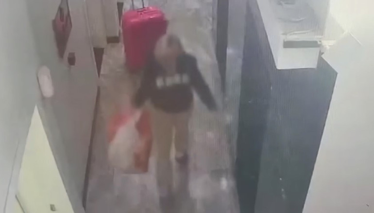 Oyuncu Sunay Kurtuluş 1 saat önce daireye girmiş