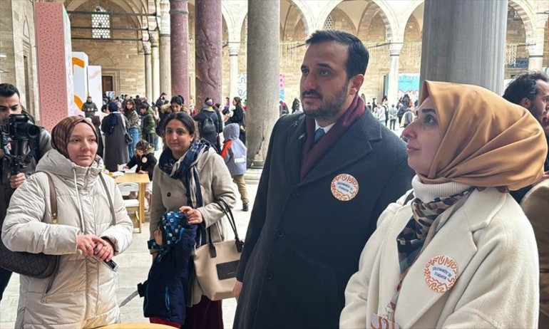 İstanbulda çocuk iftarı programı düzenlendi