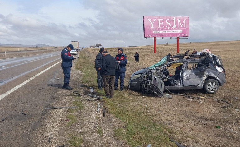 Babadan izinsiz alınan araçla feci kaza: 2 ölü, 2 yaralı