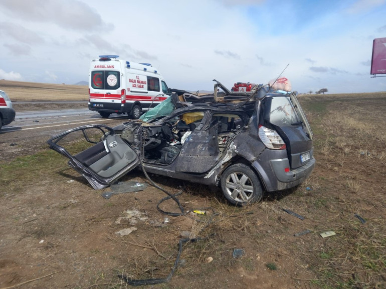 Babadan izinsiz alınan araçla feci kaza: 2 ölü, 2 yaralı