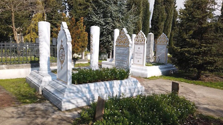 İlber Ortaylı son yolculuğuna uğurlanacak: İlber Hoca tarihin kalbine defnedilecek