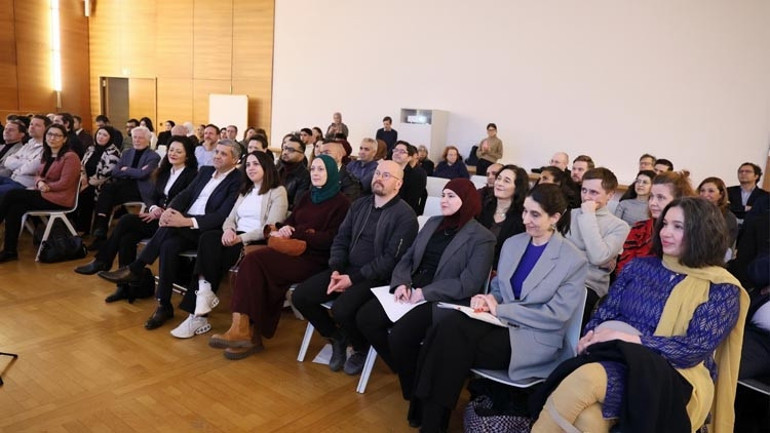 Senatör Kızıltepe: İslamofobiyle mücadele devletin görevidir