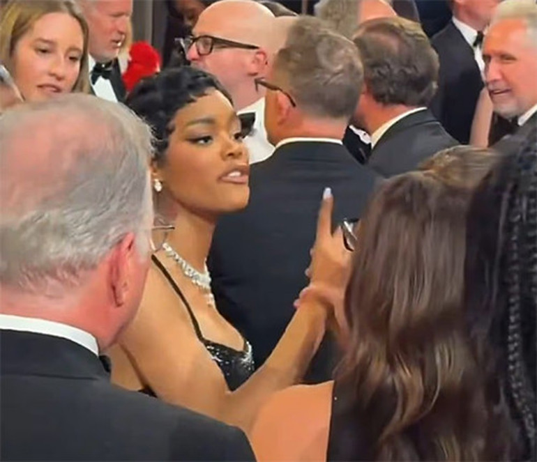 Oscar töreninde kızılca kıyamet koptu... Sahne arkasında öfke nöbeti: Sen bir kadına nasıl el uzatırsın