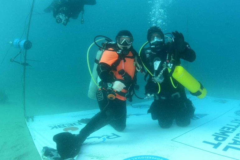 Mazlumun Guinness rekoru: 36 saat 9 dakika ile dünya birincisi oldu | Çanakkaleye armağan etti