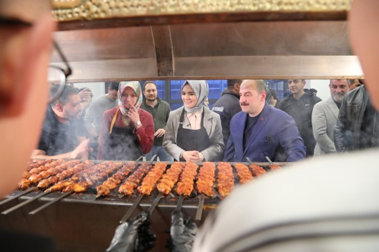 Ankaradaki esnaftan anlamlı davranış | Bütün Türkiye’de yaygınlaştırılacak örnek bir model