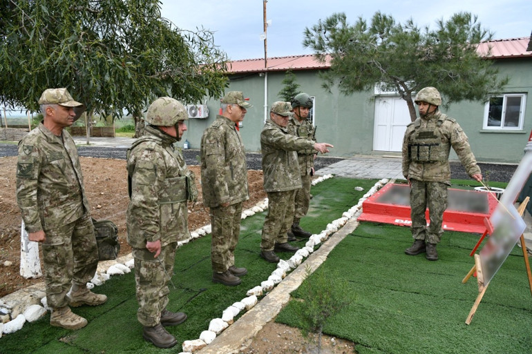Kara Kuvvetleri Komutanı KKTCde