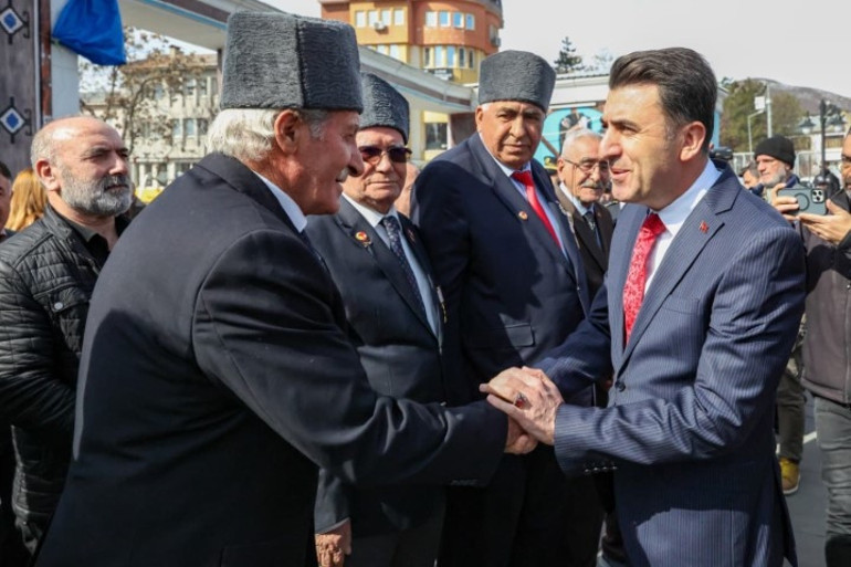  30 yıl sonra aynı alanda resmi tören