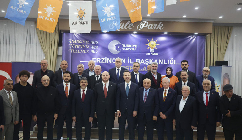 Bakan Alparslan Bayraktar Erzincandaki Vefa İftarı programında konuştu