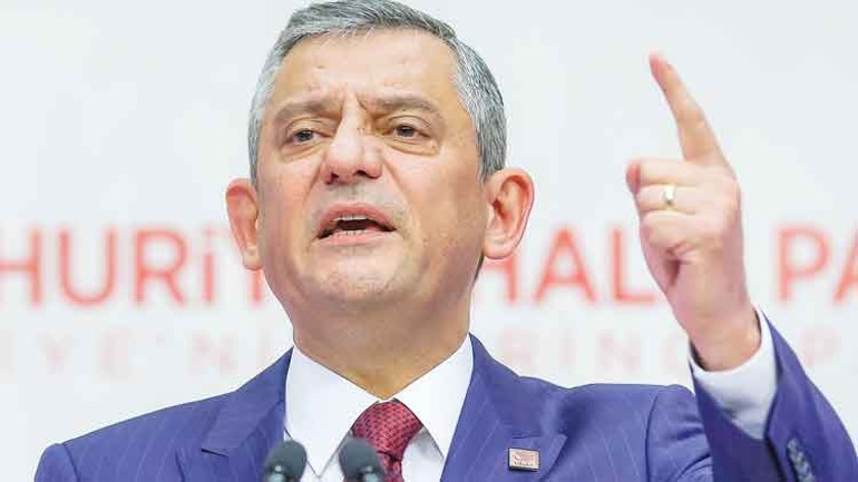 Özel-Gürlek tapu polemiğinde sert açıklamalar... Gürlek: O belgeler kesinlikle sahte