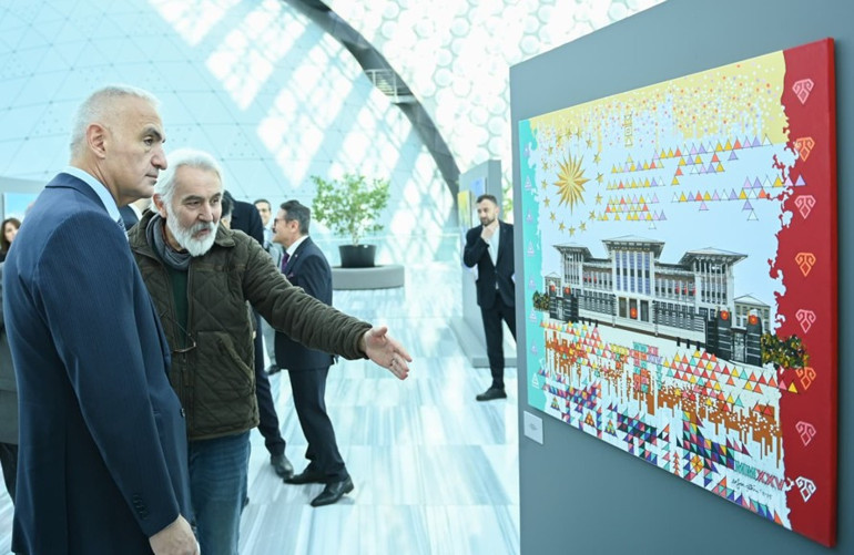 Cumhuriyetin başkenti Ankara’nın hafızası tuvale taşındı