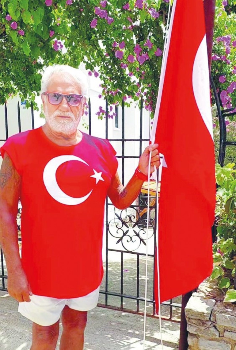 Benim dedem vatanı için şehit oldu... Çanakkaleden geri gelemedi