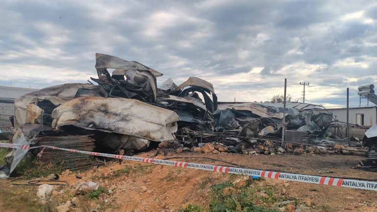 Antalyada yangın faciası: 5i çocuk, 6 ölü