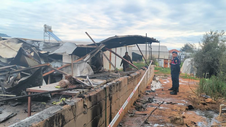 Antalyada yangın faciası: 5i çocuk, 6 ölü