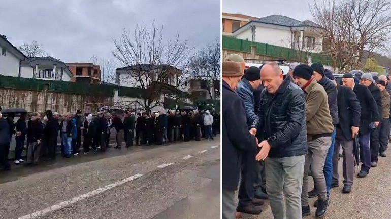 1 kilometrelik bayramlaşma kuyruğu Geleneğimiz 60 yıldır devam ediyor