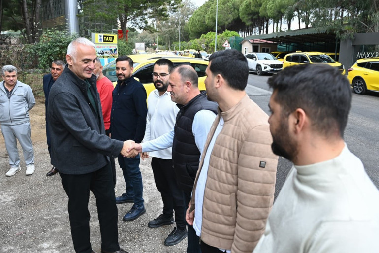 Belek’te geleneksel bayram buluşması Taksicilerle kritik başlıklar ele alındı