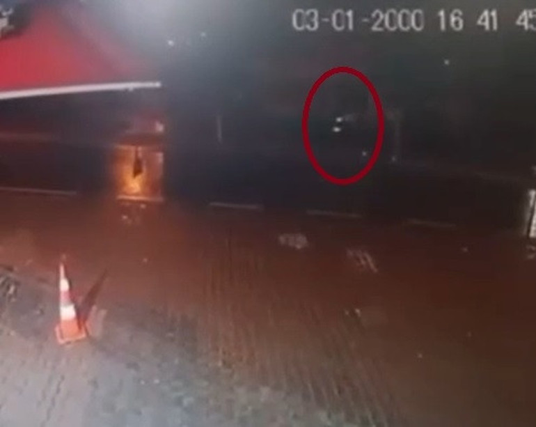 Feci kaza… Motosikletli tıp öğrencisi, otomobille çarpıştığı kazada öldü