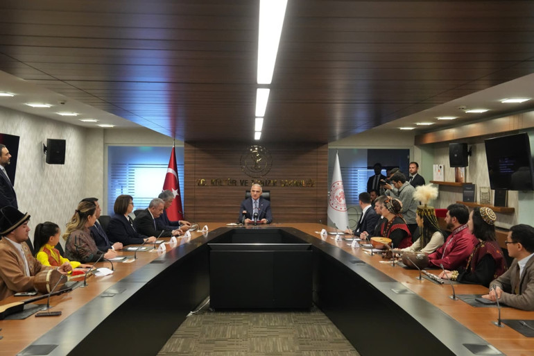 Bakan Ersoy TÜRKSOY heyetini ağırladı: Birlik sadece sözle değil kültürle yaşar