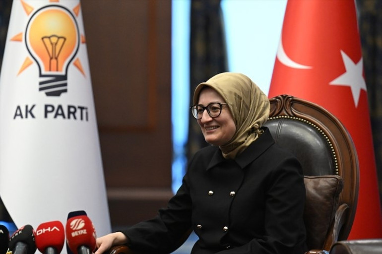 AK Parti Genel Merkezinde bayramlaşma