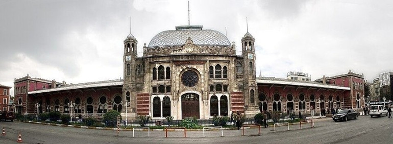 Haydarpaşa ve Sirkecide dünyaca ünlü küratör devrede